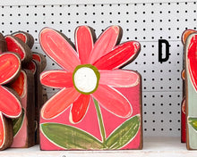 Load image into Gallery viewer, 10x12 stand alone scalloped - wood flower cutout blocks