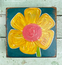 Load image into Gallery viewer, stand alone - wood flower blocks
